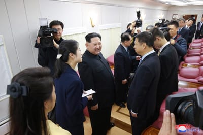 Líderes das Coreias encontram-se esta madrugada - TVI