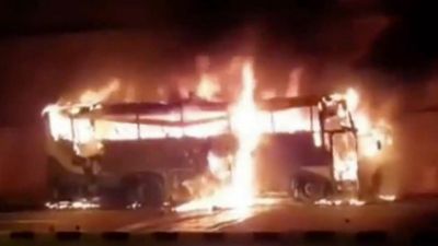 Autocarro pega fogo depois de se despistar e mata 20 pessoas - TVI