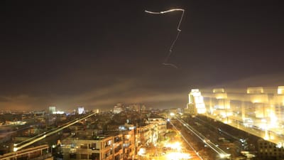 "Mísseis inimigos"  fazem 26 mortos na Síria - TVI