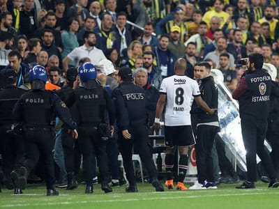 Taça Turquia: Besiktas boicota o que falta do jogo com o Fenerbahçe - TVI