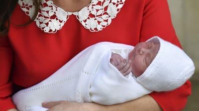 Kate e William já saíram do hospital com o bebé - TVI