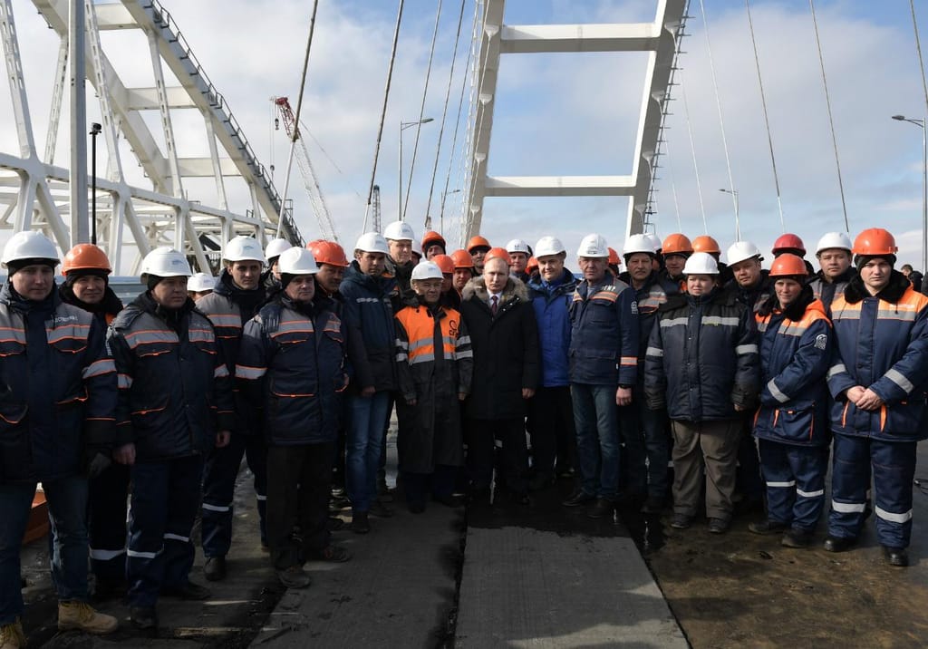 Vladimir Putin - inauguração da ponte da Crimeia