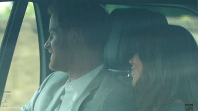 Príncipe Harry e a noiva tomam chá com a Rainha antes do casamento - TVI