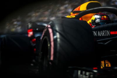 Vídeo: o acidente de Verstappen no Mónaco - TVI