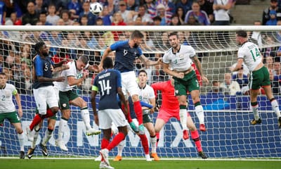 Giroud e Fekir dão vitória à França ante a Irlanda - TVI