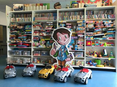 Mercedes oferece carrinhos a hospitais no Dia da Criança - TVI