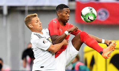 Neuer regressa mas Áustria vence Alemanha 32 anos depois - TVI