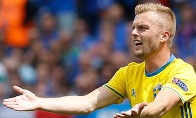 Sebastian Larsson anuncia retirada da seleção sueca - TVI