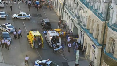 Táxi atropela várias pessoas no centro de Moscovo - TVI