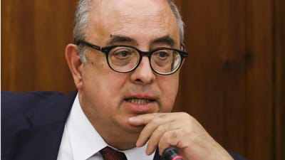 Tancos: MP considera que Azeredo Lopes sonegou informação à PGR - TVI