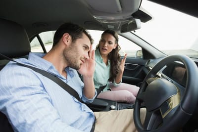 Descubra as razões (e as respostas) das discussões entre casais ao volante - TVI
