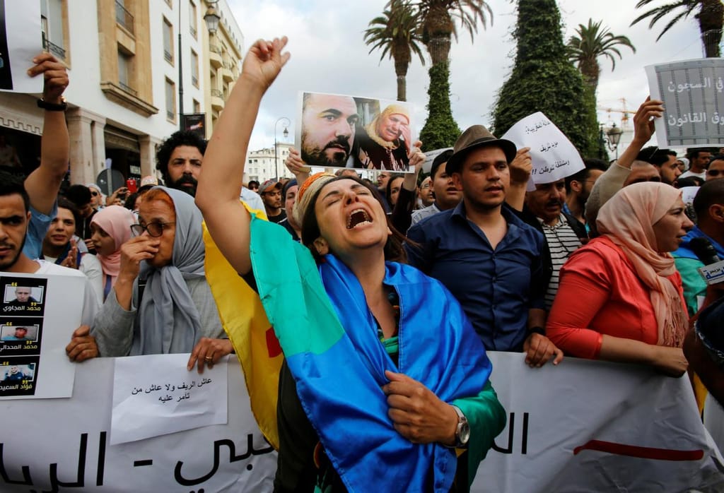 Marrocos - protestos contra a prisão de dirigentes do movimento Hirak