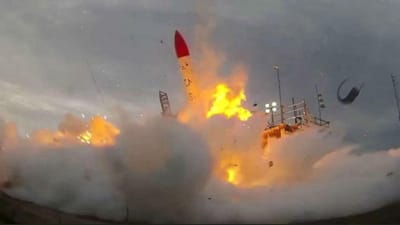 Vídeo mostra foguetão a explodir segundos após descolar - TVI
