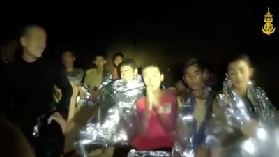 Tailândia: os sete fatores chave que mantiveram vivos os 13 jovens na gruta - TVI