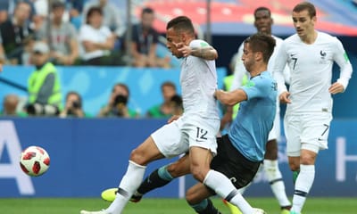 Griezmann não celebrou golo ao Uruguai e explica as razões - TVI