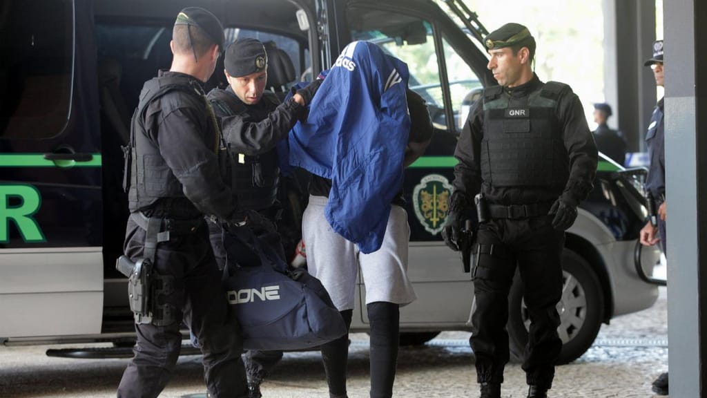 Chegada ao Tribunal do Barreiro dos oito novos arguidos suspeitos no envolvimento dos incidentes na Academia do Sporting 