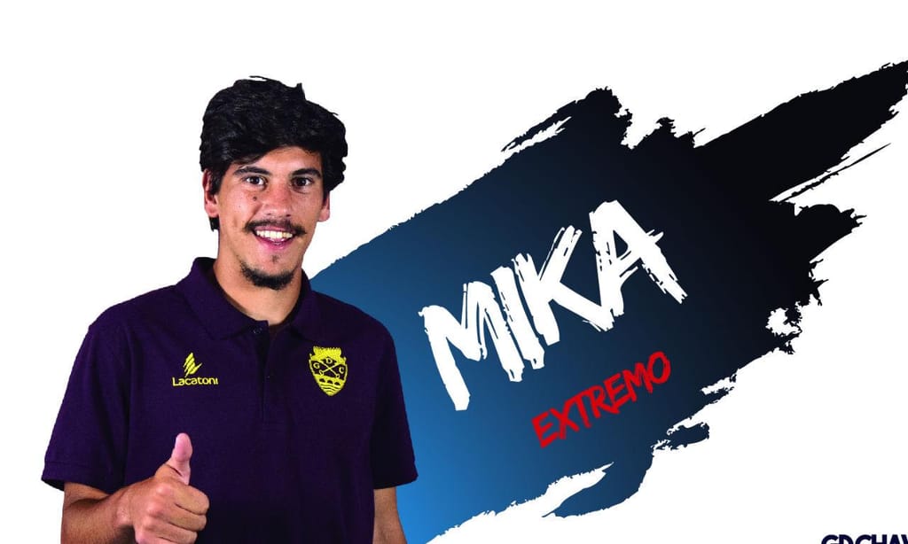 Mika promovido no Desp. Chaves