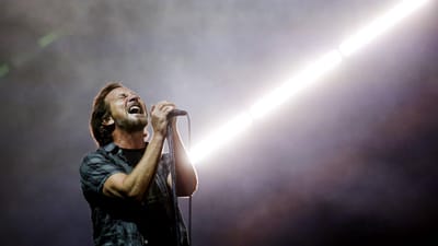 NOS Alive: o "grunge" continua vivo pelas mãos dos Pearl Jam - TVI