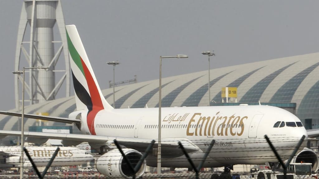 Avião da companhia aérea Emirates