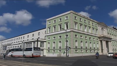 Governo dos Açores quer analisar óbitos na Misericórdia de Ponta Delgada - TVI
