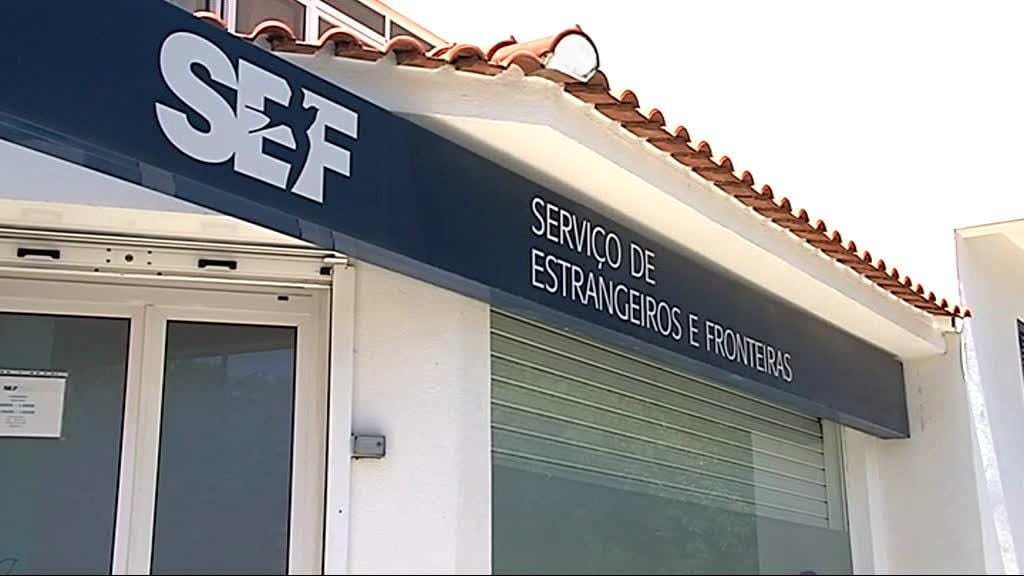 Dezenas de autorizações de residência levaram à detenção de inspetor do SEF