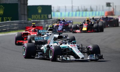 Fórmula 1: mais três Grandes Prémios cancelados - TVI
