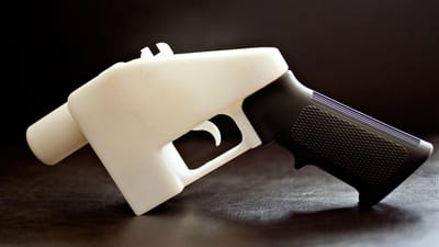 Imprimir armas 3D em casa é nova ameaça nos EUA - TVI