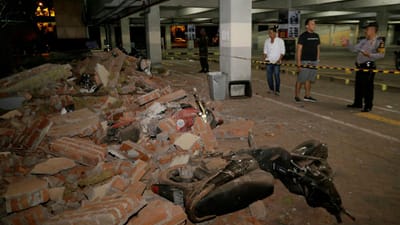82 mortos e centenas de feridos no sismo que atingiu Lombok - TVI