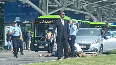 Homem atropelado no Aeroporto de Lisboa - TVI