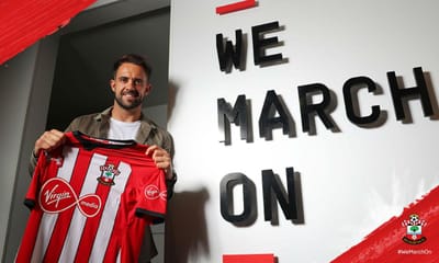 Liverpool vende avançado ao Southampton - TVI