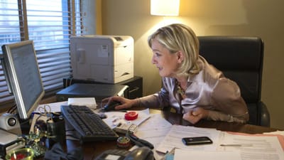 SOS Racismo quer explicações sobre convite a Marine Le Pen para a WebSummit - TVI