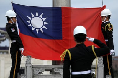 Taiwan prepara-se para uma invasão militar chinesa - TVI