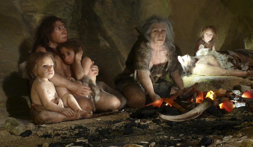 Família - Neanderthal Museum - Krapina (Croácia)