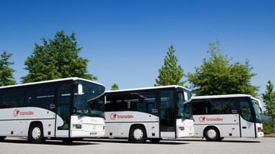 Vandalizados 35 autocarros da Transdev em Barcelos - TVI