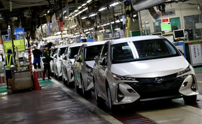 Risco de incêndio obriga Toyota a recolher mais de 2.500 Prius em Portugal - TVI