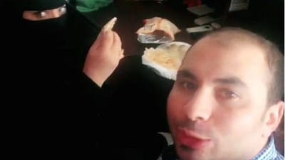 Vai ser expulso da Arábia por ter partilhado refeição com uma saudita - TVI