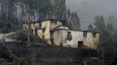 90% das casas que arderam no Centro em outubro de 2017 estão recuperadas - TVI