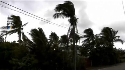 Tufão Mangkhut atinge Filipinas com ventos de 205 quilómetros e chuvas fortes - TVI