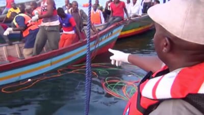 Mortos em naufrágio na Tanzânia sobem para 136 - TVI