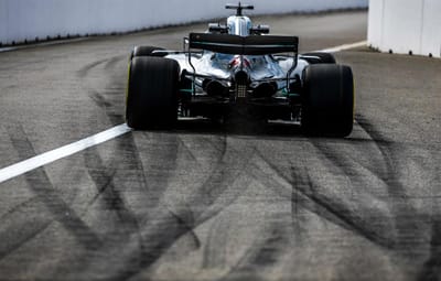GP da Rússia: Hamilton manda no arranque e Vettel fica a meio segundo - TVI