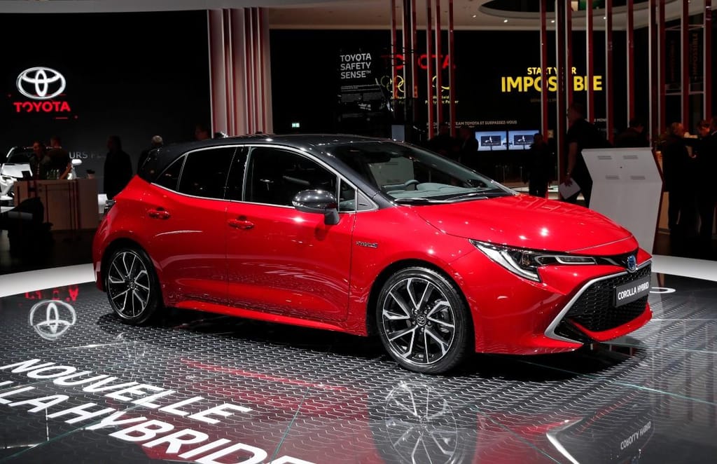 Salão de Paris - Toyota Corolla Hybrid (Reuters)