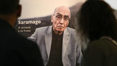 Covid-19: atribuição do Prémio Literário José Saramago adiada para 2022 - TVI