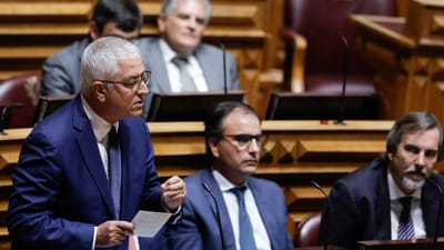 PSD questiona "independência" da escolha do Governo para a ERSE, PS contra-ataca - TVI