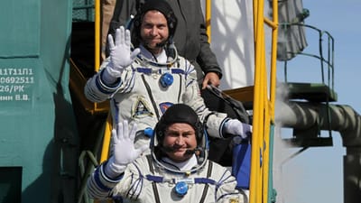 Astronautas da Soyuz MS-10 voltam ao espaço na próxima primavera - TVI