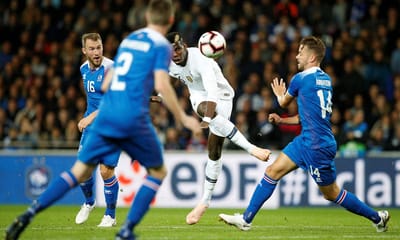 Mbappé evita derrota caseira da França com a Islândia - TVI