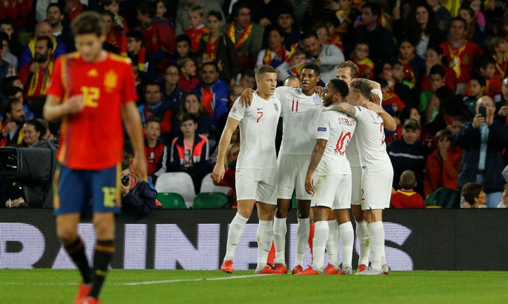 Inglaterra impõe primeira derrota da Espanha em mais de dois anos