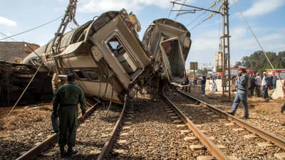 Marrocos: seis mortos e 86 feridos em descarrilamento de comboio - TVI