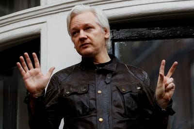 Fundador do Wikileaks processa Equador que o acolhe há seis anos - TVI