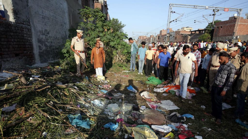 Dezenas de mortos em atropelamento ferroviário na Índia