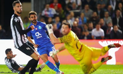 Adrián: «Este é o ano em que me sinto mais feliz no FC Porto» - TVI